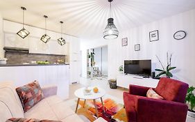 Apartment Una Alipasino With Two Bedrooms